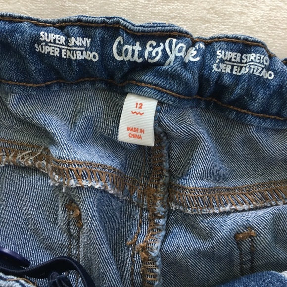 Girls Cat & Jack Embroidered Cat Knee Jeans sz12 - Picture 3 of 4